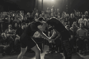 Naziv tvrtke je Grindhouse Combat Club