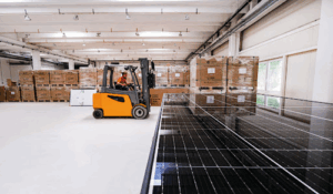 Naziv tvrtke je SolarKit PV Distributor