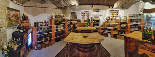 Naziv tvrtke je Vino i To