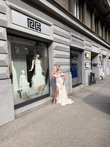 Naziv tvrtke je Vjenčanice Royal Bride